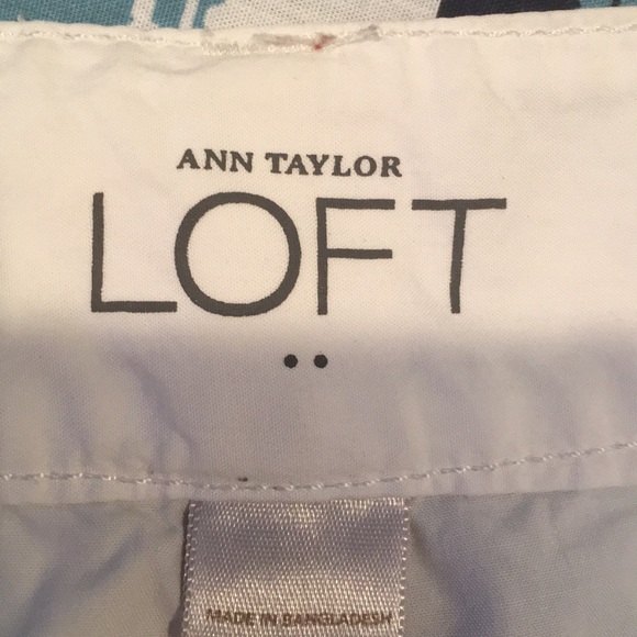 Ann Taylor LOFT Original Crop Cargo Shorts/Capris - Picture 5 of 6
